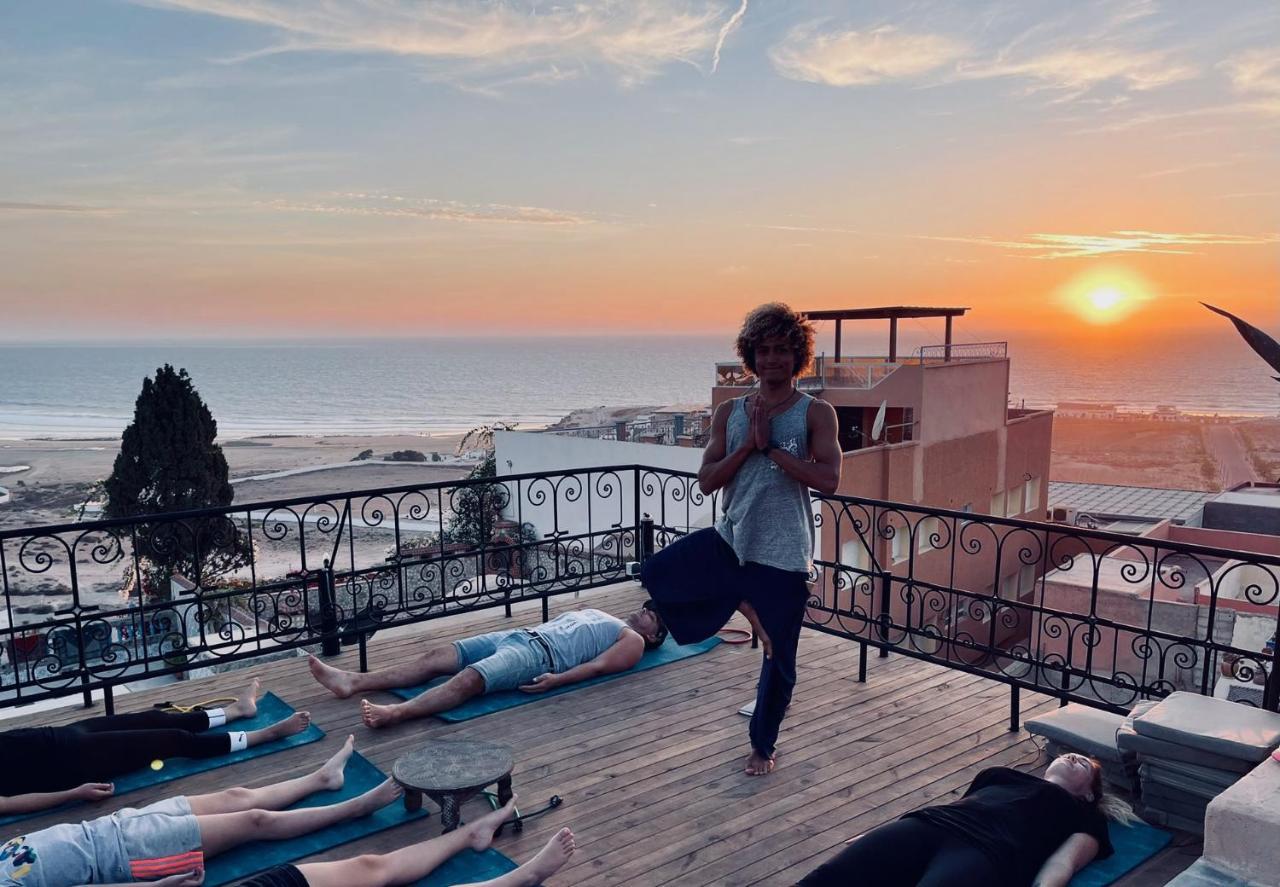 Atlas Wonders Coworking Surf Camp Taghazout Extérieur photo